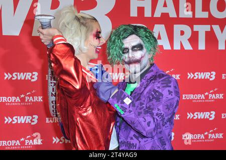 SWR 3 - Halloween-Party. Marc Terenzi und Verena Kerth anläßlich der SWR 3 - Halloween-Party am 31.10.2023 im Europapark Rust. 20231031MWI106291 *** SWR 3 Halloween Party Marc Terenzi und Verena Kerth anlässlich der SWR 3 Halloween Party am 31 10 2023 im Europapark Rust 20231031MWI106291 Credit: Imago/Alamy Live News Stockfoto