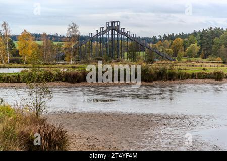 Aussichtsplattform für die Himmelleiter in der Teichpfanne Tirschenreuth, bietet einen Panoramablick über die Auen von Waldnaab in einer Höhe von 20 Metern. Tirschenreuth, Deutschland Stockfoto