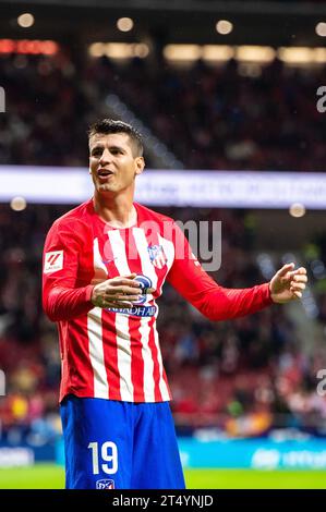 Madrid, Spanien. Oktober 2023. Alvaro Morata (Atletico Madrid) während des Fußballspiels der spanischen Meisterschaft La Liga EA Sports zwischen Atletico Madrid und Alaves spielte am 29. Oktober 2023 im Metropolitano Stadion in Madrid, Spanien Credit: Independent Photo Agency/Alamy Live News Stockfoto