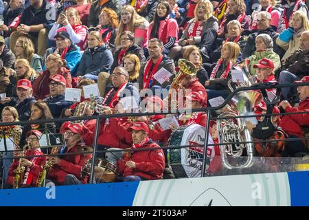 Leuven, Belgien. 31. Oktober 2023. Leuven, Belgien, 31. Oktober 2023: Belgische Fans treten beim Spiel der UEFA Nations League zwischen Belgien und Belgien im King Power-Stadion den Dreef in Leuven auf. (Leiting Gao/SPP) Credit: SPP Sport Press Photo. /Alamy Live News Stockfoto