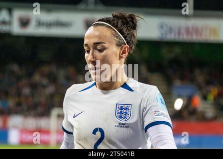 Leuven, Belgien. 31. Oktober 2023. Leuven, Belgien, 31. Oktober 2023: Lucy Bronze (2. England) in Aktion während des Spiels der UEFA Nations League zwischen Belgien und Belgien im King Power-Stadion den Dreef in Leuven, Belgien. (Leiting Gao/SPP) Credit: SPP Sport Press Photo. /Alamy Live News Stockfoto