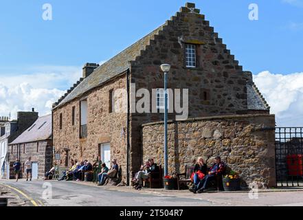 Das Tolbooth-Gebäude aus dem späten 16. Jahrhundert, ursprünglich ein Gericht und Gefängnis, heute ein Museum und Restaurant. Stonehaven, Aberdeenshire, Schottland, Großbritannien Stockfoto