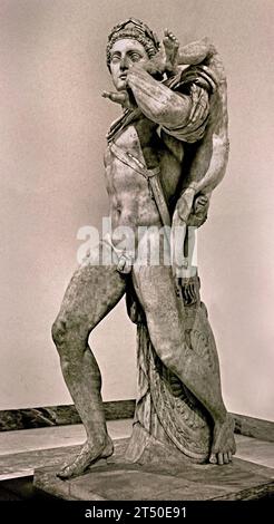 Griechischer Held mit Kind - Neoptolemus und Astyanax - Archäologisches Nationalmuseum von Neapel Italien. Roman (2. Jahrhundert) Stockfoto