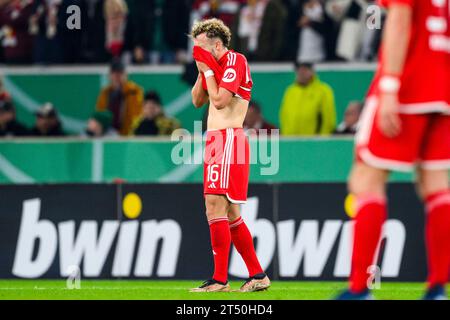 Stuttgart, Deutschland. 31. Oktober 2023. Fußball: DFB Cup, VfB Stuttgart - 1. FC Union Berlin, 2. Runde, MHPArena. Benedikt Hollerbach reagiert unglücklich. Hinweis: Tom Weller/dpa – WICHTIGER HINWEIS: gemäß den Vorgaben der DFL Deutsche Fußball Liga und des DFB Deutscher Fußball-Bund ist es verboten, im Stadion und/oder des Spiels aufgenommene Fotografien in Form von Sequenzbildern und/oder videoähnlichen Fotoserien zu verwenden oder zu verwenden./dpa/Alamy Live News Stockfoto