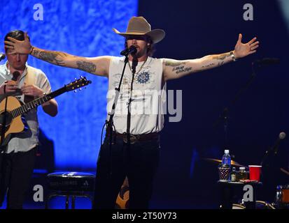 HOLLYWOOD FL - 1. NOVEMBER: Brian Kelley tritt am 1. NOVEMBER 2023 im Seminole Hard Rock Hotel & Casino in Hollywood auf. Copyright: Xmpi04/MediaPunchx Credit: Imago/Alamy Live News Stockfoto