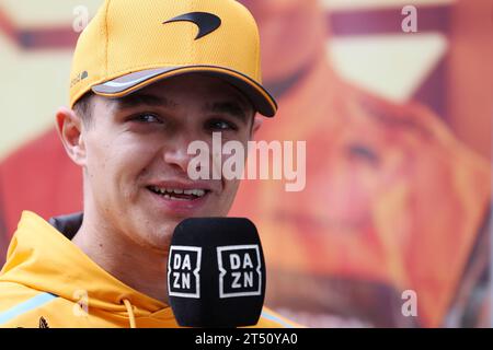 Sao Paulo, Brasilien. November 2023. Lando Norris (GBR) McLaren. Formel-1-Weltmeisterschaft, Rd 21, großer Preis Brasiliens, Donnerstag, 2. November 2023. Sao Paulo, Brasilien. Quelle: James Moy/Alamy Live News Stockfoto