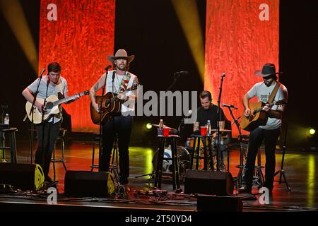 HOLLYWOOD FL - 1. NOVEMBER: Brian Kelley tritt am 1. NOVEMBER 2023 im Seminole Hard Rock Hotel & Casino in Hollywood auf. Copyright: Xmpi04/MediaPunchx Credit: Imago/Alamy Live News Stockfoto