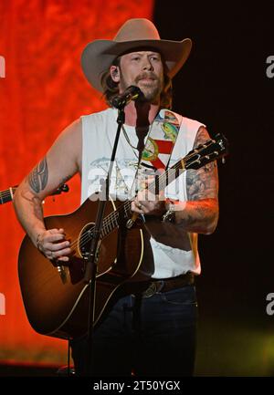 HOLLYWOOD FL - 1. NOVEMBER: Brian Kelley tritt am 1. NOVEMBER 2023 im Seminole Hard Rock Hotel & Casino in Hollywood auf. Copyright: Xmpi04/MediaPunchx Credit: Imago/Alamy Live News Stockfoto