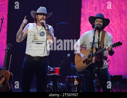 HOLLYWOOD FL - 1. NOVEMBER: Brian Kelley tritt am 1. NOVEMBER 2023 im Seminole Hard Rock Hotel & Casino in Hollywood auf. Copyright: Xmpi04/MediaPunchx Credit: Imago/Alamy Live News Stockfoto