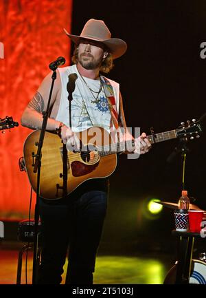 HOLLYWOOD FL - 1. NOVEMBER: Brian Kelley tritt am 1. NOVEMBER 2023 im Seminole Hard Rock Hotel & Casino in Hollywood auf. Copyright: Xmpi04/MediaPunchx Credit: Imago/Alamy Live News Stockfoto