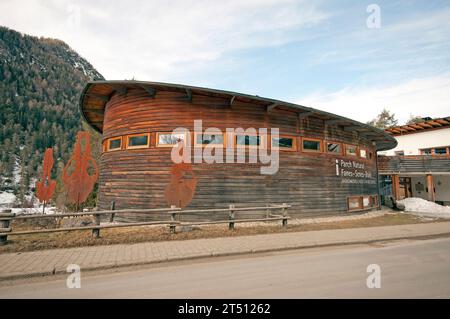 Besucherzentrum des Naturparks Fanes-Sennes-Prags, San Vigil di Marebbe, Trentino-Südtirol, Italien Stockfoto