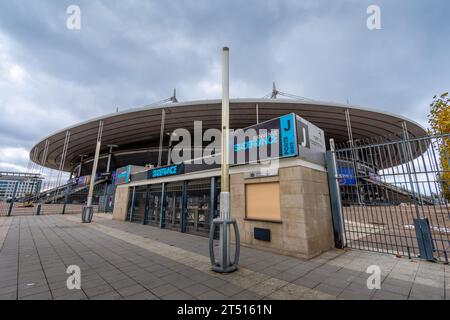 Außenansicht des Stade de France, des größten französischen Stadions und der olympischen spiele. Hier finden Sportveranstaltungen, Konzerte und große Shows statt Stockfoto