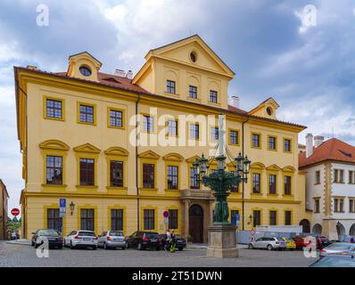 PRAG - 20. MAI 2023: Schönes altes historisches Stadtzentrum der tschechischen Hauptstadt Stockfoto