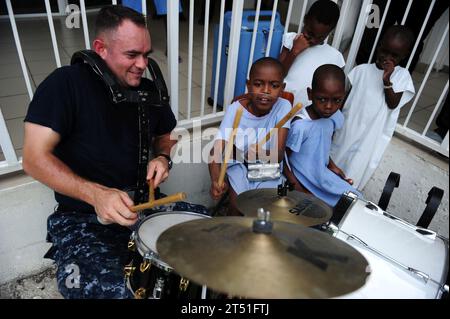 4. Flotte, Fortsetzung des Versprechens 2011, Marinestreitkräfte Südkommando, SOUTHCOM, U.S. Südkommando Stockfoto