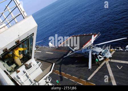 11. Marine-Expeditionseinheit, Amphibienangriffsschiff USS Tarawa (LHA1), AV-8B Harriers, Küste Südkaliforniens, Trainingseinheit für Kompositeinheiten, Dock-Landungsschiff USS Germantown (LSD 42), Pazifik Stockfoto