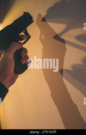 Pistolenpistole künstlerische Fotografie Bucheinband Design. Stockfoto