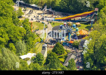 Luftaufnahme, Freizeitpark Schloß Beck, mit Spielplatz und Spielplatzausstattung, Kirchhellen-Nord-Ost, Bottrop, Ruhrgebiet, Nordrhein-Westfalen, De Stockfoto