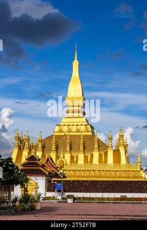 PHA That Luang, That Luang, nationale symbolische buddhistische Stupa und Tempel, Vientiane, Laos, Südostasien, Asien Stockfoto