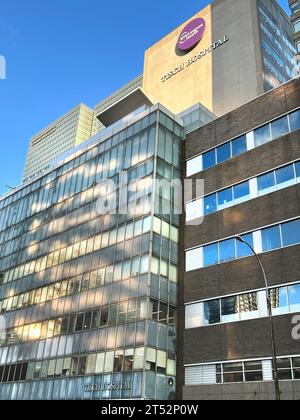 Tisch Hospital, NYU Langone Health, Gebäude außen, New York City, New York, USA Stockfoto