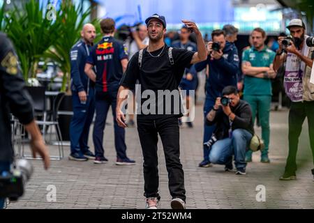 São Paulo, Brasilien, 2. November, Daniel Ricciardo, aus Australien, tritt für AlphaTauri an. Der Aufstand, Runde 21 der Formel-1-Meisterschaft 2023. Quelle: Michael Potts/Alamy Live News Stockfoto