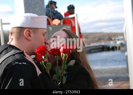 Boot, Familie, Heimkehr, U-Boot, U-Boot, USS San Juan (SSN 751) Stockfoto