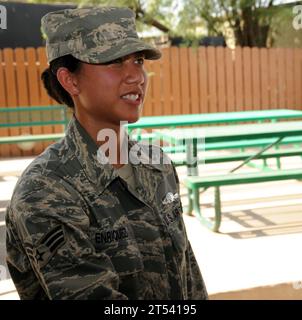 CJTF-HOA, Combined Joint Task Force, Horn of Africa, Grace Enriquez, Kaitlyn Johnson, Navy Expeditionary Warfare Badge, Senior Airman Stockfoto