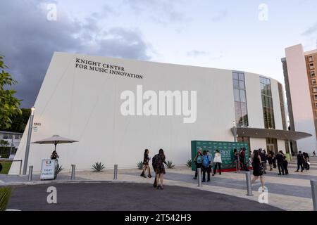 Miami, Vereinigte Staaten Von Amerika. November 2023. CORAL GABLES, FLORIDA - 2. NOVEMBER: Allgemeine Ansicht der Einweihungsgala der Frost School of Music's Knight Center for Music Innovation an der University of Miami am 2. November 2023 in Coral Gables, Florida. (Foto: Alberto E. Tamargo/SIPA USA) Credit: SIPA USA/Alamy Live News Stockfoto