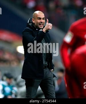 Trainer Josep PEP GUARDIOLA FC Bayern München - Werder Bremen 5:0 Fussball Bundesliga Saison 2015/2016 in München, Deutschland am 12.03.2016 Stockfoto