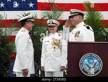 befehlshaber des Naval Meteorology and Oceanography Command (NMOC), Befehlshaber des Naval Oceanography Operations Command (NOOC), Miss., NOOC Change of Command Ceremony, Stennis Space Center Stockfoto