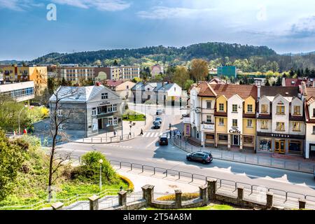 Gorlica, Polen - 2. Mai 2022: Fragment des zentralen Teils der Stadt. Stockfoto