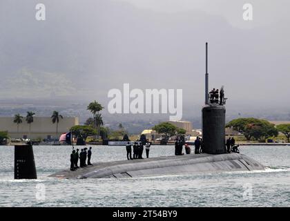 Comsubpac, Deployment, Pearl Harbor, Matrosen man the Schienen, U-Boot, U.S. Navy, UK333, USS Texas (SSN 775) Stockfoto