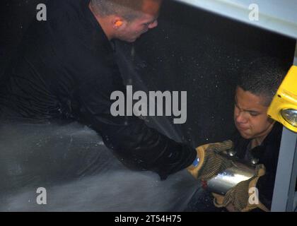 Damage Control (DC) Team Trainer, JROTC, Navy, U-Boot Learning Center Detachment San Diego, Training, U.S. Navy Stockfoto