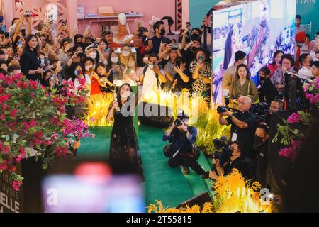 Oscar-Gewinner Tan Sri Datuk Michelle Yeoh beim Homecoming im Pavilion Kuala Lumpur Stockfoto