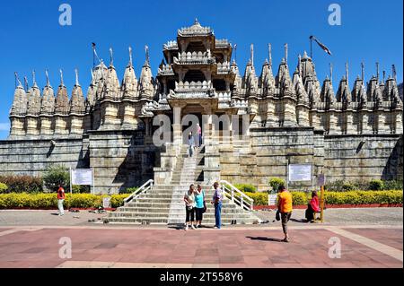 Der antike Ranakpur Adinatha Jain Tempel im Bundesstaat Rajasthan Indien Stockfoto