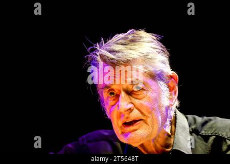 Konzert von Aki Takase und Alexander von Schlippenbacht, im Haus der Berliner Festspiele Berlin Jazzfest 2023 Berlin Aki Takase Klavier Alexander von Schlippenbach Klavier *** Konzert von Aki Takase und Alexander von Schlippenbacht, im Haus der Berliner Festspiele Berlin Jazzfest 2023 Berlin Aki Takase Klavier Alexander von Schlippenbach Klavier Stockfoto