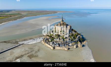 Aus der Vogelperspektive, Frankreich, Normandie, Salzwiesen, Kloster und Abtei Mont-Saint-Michel, Le Mont-Saint-Michel Stockfoto