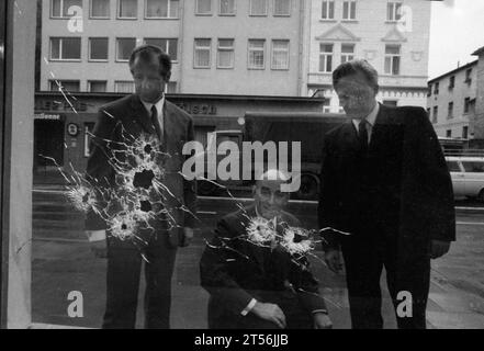 DEU, Deutschland, Düsseldorf: Der Umzug der Kommunisten aus dem Exil in die DDR im Jahre 1969 war nicht ohne Probleme, möglich durch die Politik der DDR Stockfoto