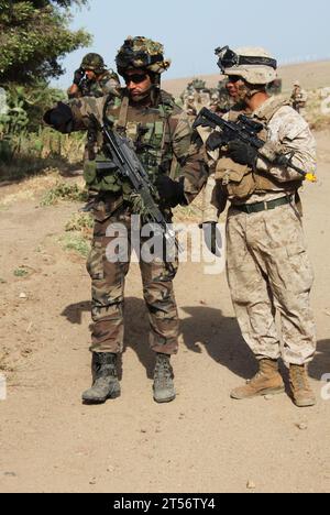 2. Bataillon, 2. Marineregiment, 3. Mechanisches Landungsbataillon, 22. Marineexpeditionseinheit, 22. MEU, Bataillonlandeteam, Gegenübung für Sprengkörper, ausländisches Militär, improvisierte Sprengvorrichtung, Marineingenieure, Navy, Spanien, spanisch, Spanisch Amphibienübung, US Marines, US Navy, USMC, Weapons Company Stockfoto