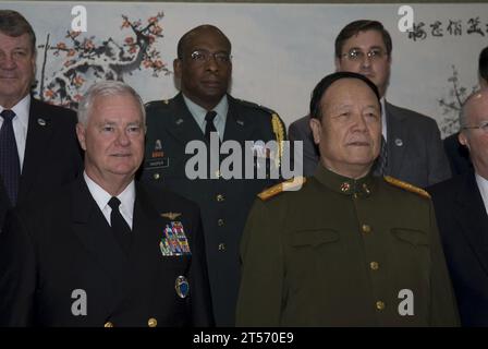 Timothy J. Keating, Kommandeur des U.S. Pacific Command, und General Guo Boxiong, stellvertretender Vorsitzender Stockfoto