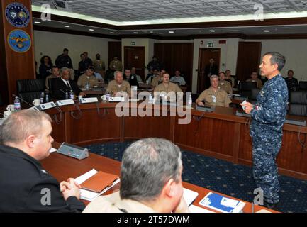 Harry B. Harris Jr., Vize der US Navy, spricht auf der jährlichen Attache-Security Cooperation Conference beim Commander, U.S. Naval.jpg Stockfoto