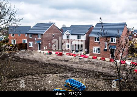 Der Neubau des Hauses steht kurz vor der Fertigstellung. Stockfoto