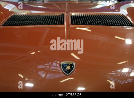 Bologna , Italien - 26. Oktober 2023: LAMBORGHNI MIURA Luxus- UND DREEM-AUTO AUF DER AUSSTELLUNG Stockfoto