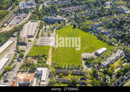 Luftaufnahme, DSW 21 Dortmunder Stadtwerke, Deggingstraße Hauptsitz mit Wiesengebiet, Westfalendamm, Dortmund, Ruhrgebiet, Nordrhein-Westfalen, Ge Stockfoto