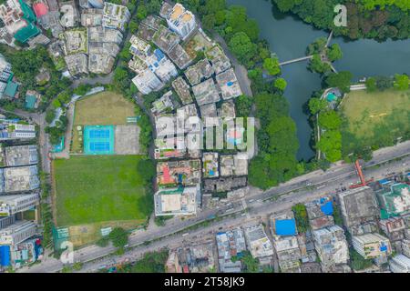 Dhaka, Bangladesch. Aus der Vogelperspektive auf den Dhanmondi-See und die angrenzende Gegend in Dhaka, der Hauptstadt von Bangladesch. Stockfoto