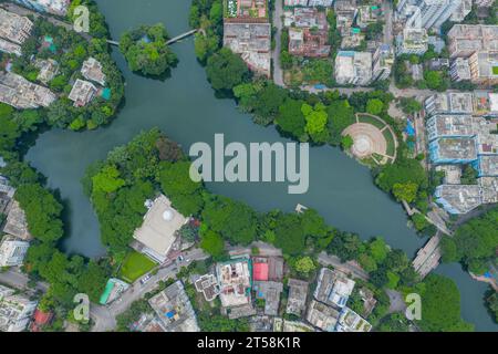 Dhaka, Bangladesch. Aus der Vogelperspektive auf den Dhanmondi-See und die angrenzende Gegend in Dhaka, der Hauptstadt von Bangladesch. Stockfoto