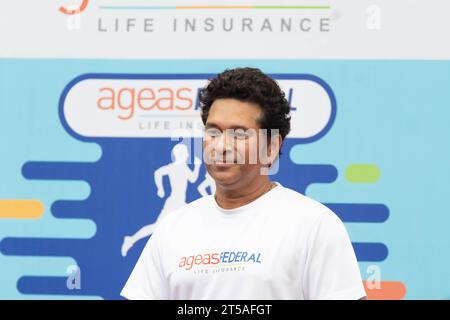 Cricketspieler Sachin Tendulkar am 29 . Oktober 2023 anlässlich eines Marathon-Events in Kochi , Indien . Stockfoto