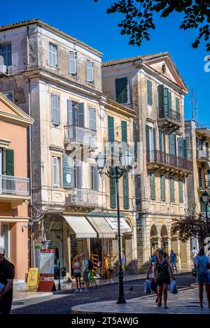 Straßen von Old Kerkyra, Korfu, Griechenland. UNESCO-Weltkulturerbe Stockfoto