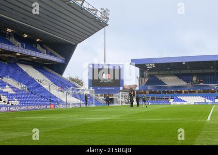 Birmingham, Großbritannien. November 2023. Eine allgemeine Darstellung des Bodens während des Spiels der EFL Sky Bet Championship zwischen Birmingham City und Ipswich Town in St Andrews, Birmingham, England am 4. November 2023. Foto von Stuart Leggett. Nur redaktionelle Verwendung, Lizenz für kommerzielle Nutzung erforderlich. Keine Verwendung bei Wetten, Spielen oder Publikationen eines einzelnen Clubs/einer Liga/eines Spielers. Quelle: UK Sports Pics Ltd/Alamy Live News Stockfoto