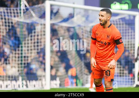 Birmingham, Großbritannien. November 2023. Ipswich’s Conor Chaplin wurde während des EFL Sky Bet Championship-Spiels zwischen Birmingham City und Ipswich Town am 4. November 2023 in St Andrews, Birmingham, England, gespielt. Foto von Stuart Leggett. Nur redaktionelle Verwendung, Lizenz für kommerzielle Nutzung erforderlich. Keine Verwendung bei Wetten, Spielen oder Publikationen eines einzelnen Clubs/einer Liga/eines Spielers. Quelle: UK Sports Pics Ltd/Alamy Live News Stockfoto