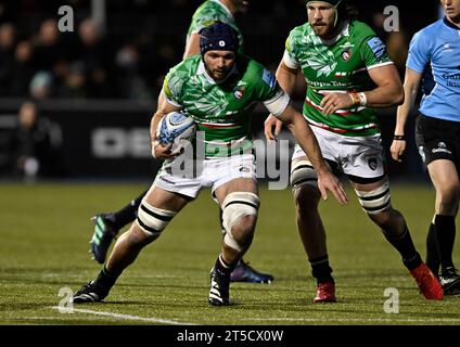 Barnet, Großbritannien. November 2023. Premierminister Rugby. Saracens Men V Leicester Tigers. Stone X Stadion. Barnet. Matt Rogerson (Leicester) während des Rugbyspiels Saracens Men V Leicester Tigers Gallagher Premiership. Quelle: Sport In Pictures/Alamy Live News Stockfoto